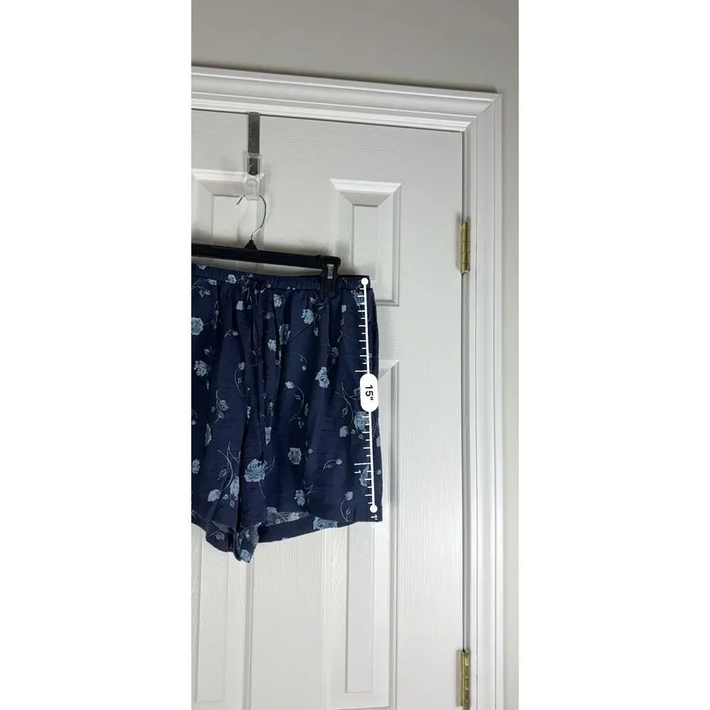 NWT Torrid Womens Shorts Size L 12